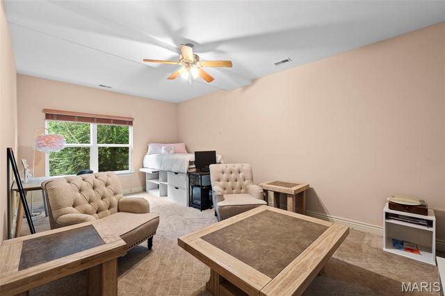 1535 Fawnvalley Drive, Des Peres, MO 63131