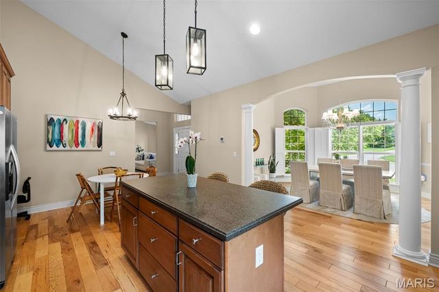 1535 Fawnvalley Drive, Des Peres, MO 63131