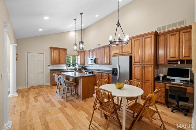 1535 Fawnvalley Drive, Des Peres, MO 63131
