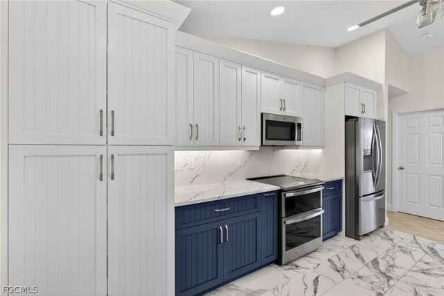 919 NW 6th PL, Cape Coral, FL 33993