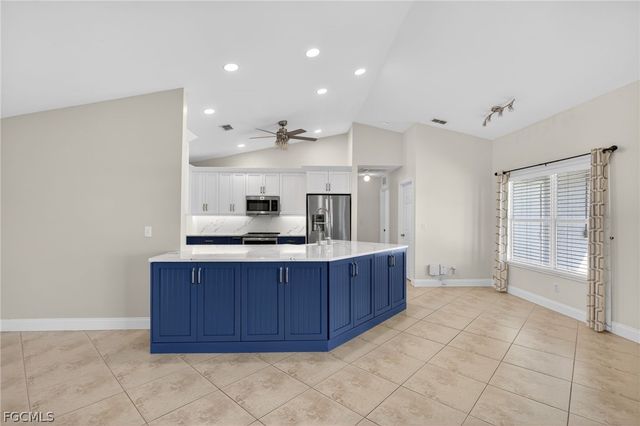 919 NW 6th PL, Cape Coral, FL 33993