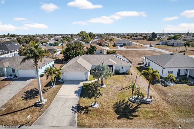 919 NW 6th PL, Cape Coral, FL 33993