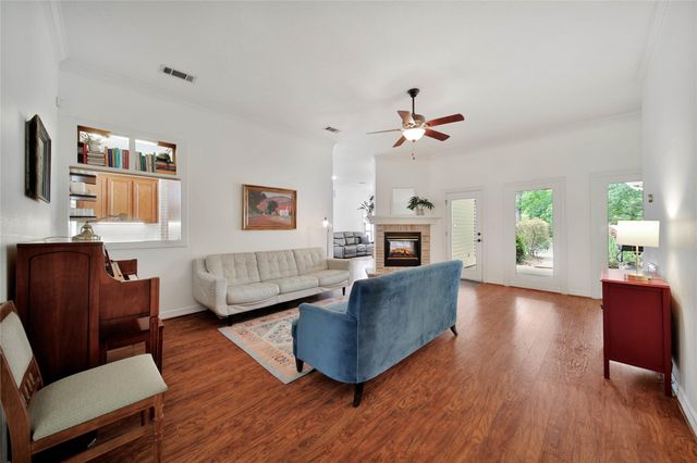 2127 Sendera Ranch Drive, Magnolia, TX 77354