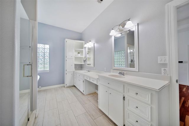 2127 Sendera Ranch Drive, Magnolia, TX 77354