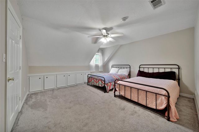 2127 Sendera Ranch Drive, Magnolia, TX 77354
