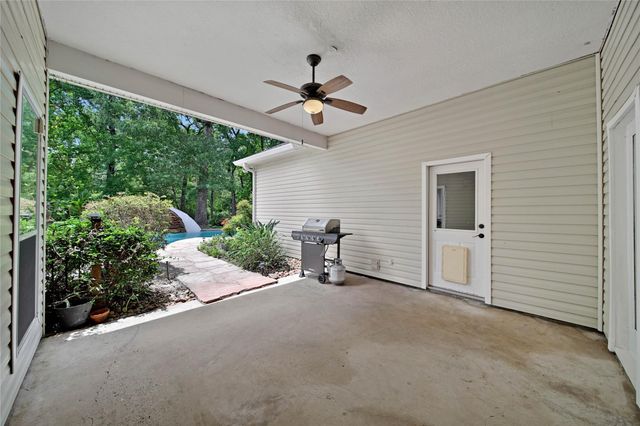 2127 Sendera Ranch Drive, Magnolia, TX 77354