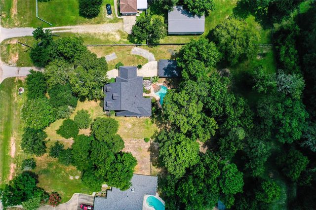 2127 Sendera Ranch Drive, Magnolia, TX 77354