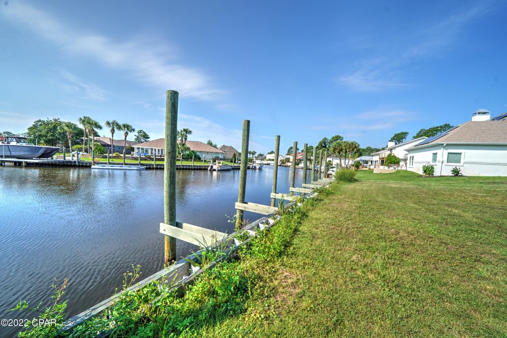Image 11 of property listing at 409 Wahoo Road, Panama City Beach, FL 32408