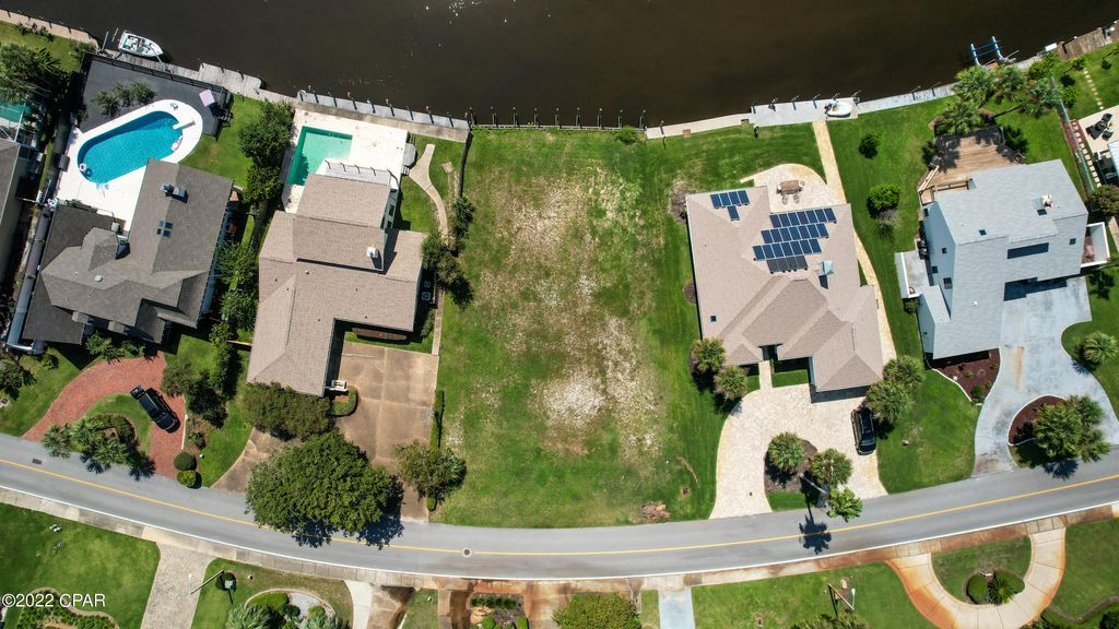 Image 8 of property listing at 409 Wahoo Road, Panama City Beach, FL 32408