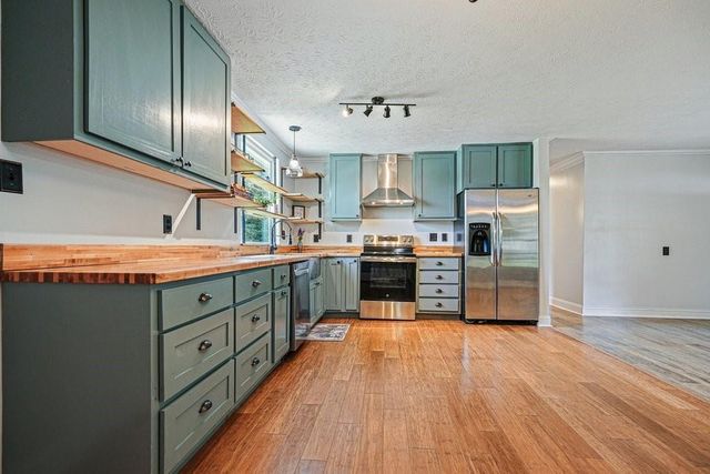 161 Pine Valley Drive, Powder Springs, GA 30127