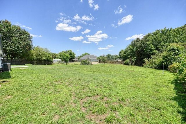 161 Pine Valley Drive, Powder Springs, GA 30127