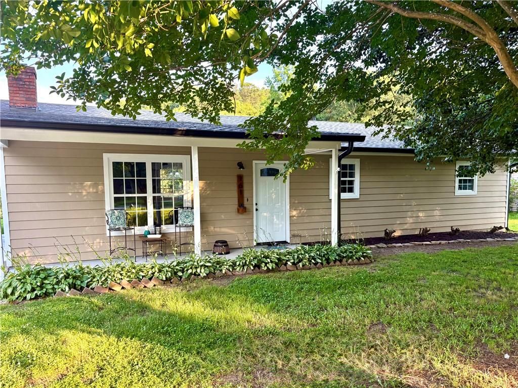 161 Pine Valley Drive, Powder Springs, GA 30127