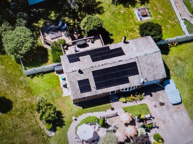 54 Lancaster Rd, Clinton, MA 01510