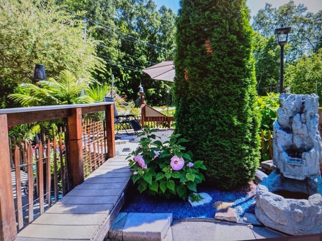 54 Lancaster Rd, Clinton, MA 01510