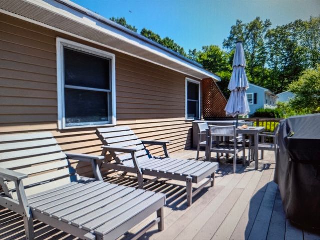 54 Lancaster Rd, Clinton, MA 01510
