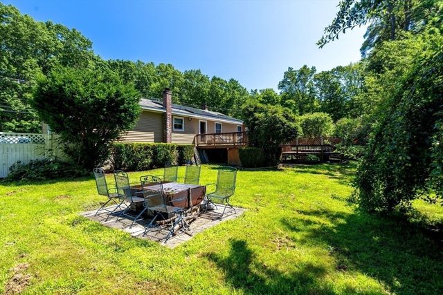 54 Lancaster Rd, Clinton, MA 01510