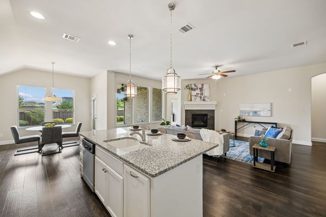 4424 Hazeltine Hills Drive, Celina, TX 75009