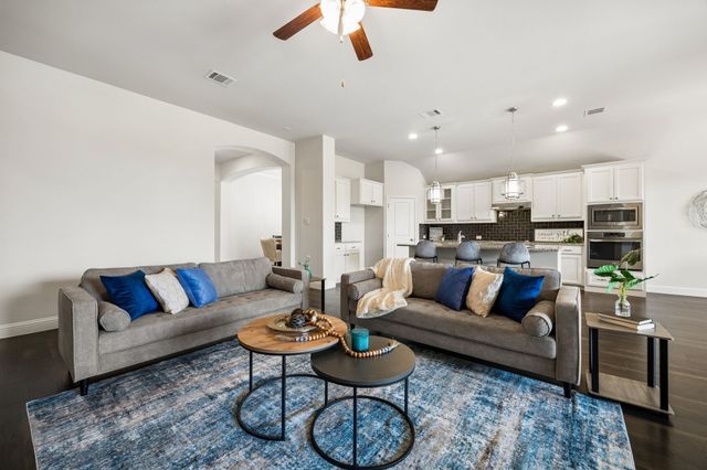 4424 Hazeltine Hills Drive, Celina, TX 75009