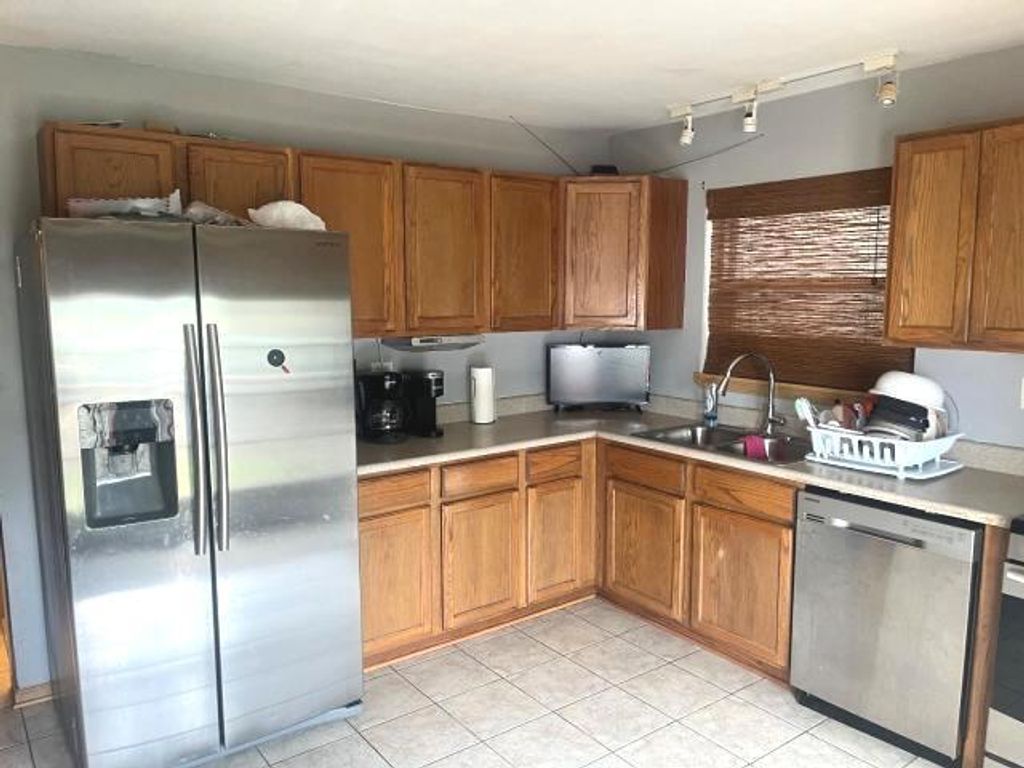 1610 S Saint Louis Avenue, Chicago, IL 60623 — photo 5