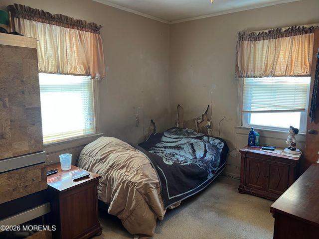 571 Hopping Road, Belford, NJ 07718