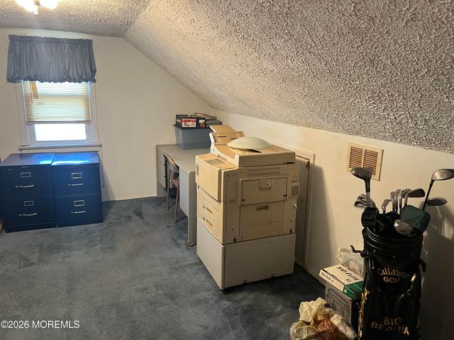 571 Hopping Road, Belford, NJ 07718