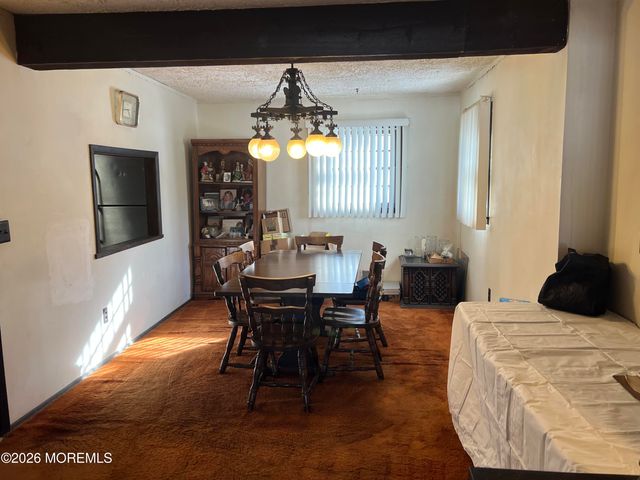 571 Hopping Road, Belford, NJ 07718