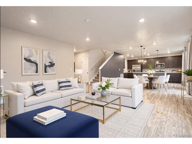 860 Goldenrod Pkwy, Henderson, CO 80640