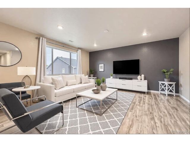 860 Goldenrod Pkwy, Henderson, CO 80640