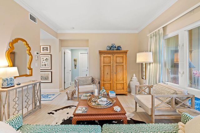 5025 Harmony Circle Circle 103, Vero Beach, FL 32967