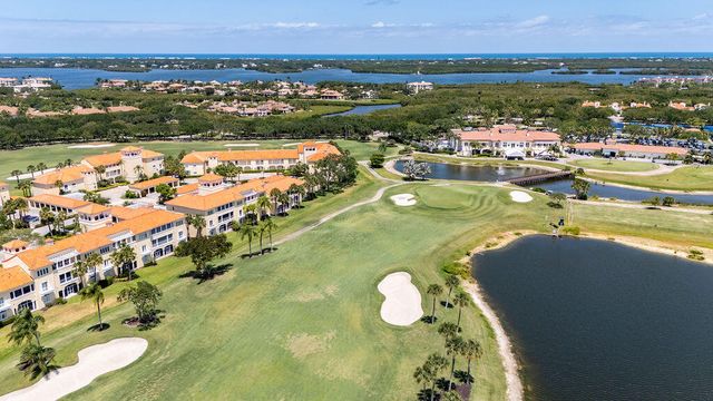 5025 Harmony Circle Circle 103, Vero Beach, FL 32967