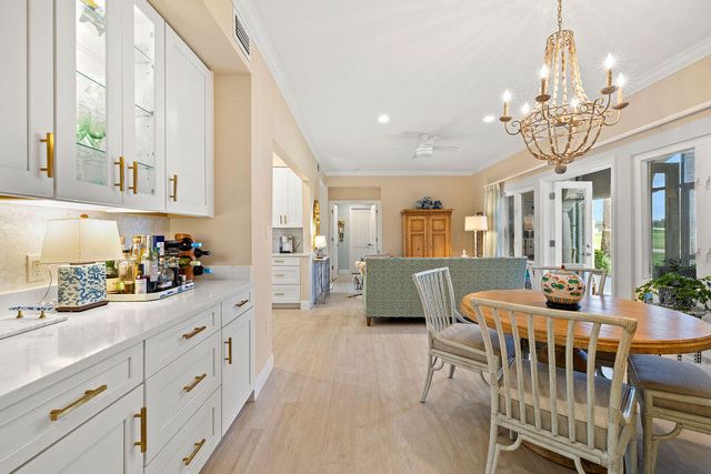 5025 Harmony Circle Circle 103, Vero Beach, FL 32967