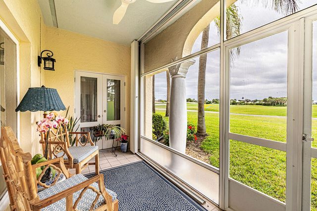 5025 Harmony Circle Circle 103, Vero Beach, FL 32967