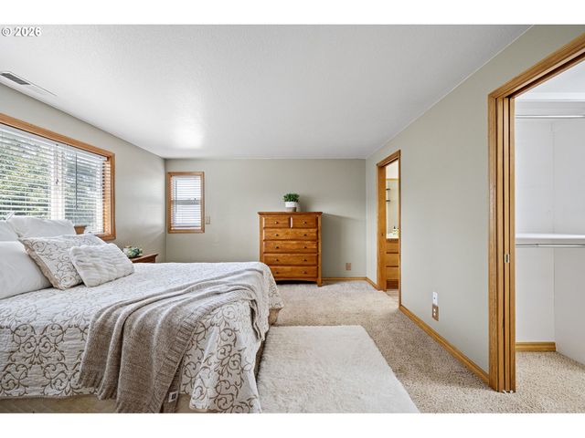 4150 BERRYWOOD Dr, Eugene, OR 97404