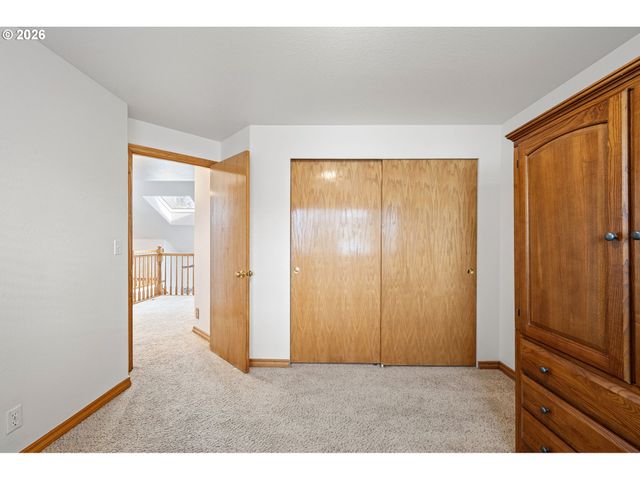 4150 BERRYWOOD Dr, Eugene, OR 97404