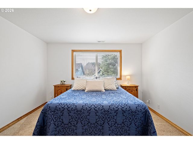 4150 BERRYWOOD Dr, Eugene, OR 97404