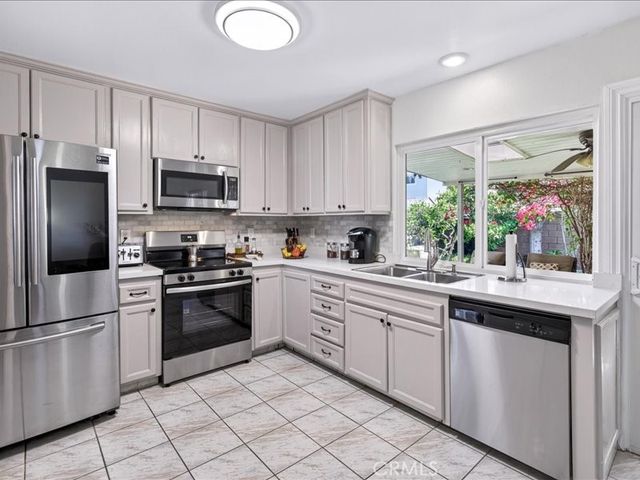 8452 Northport, Huntington Beach, CA 92646