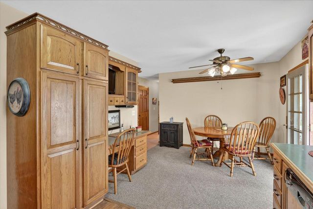 2215 S GRANT Avenue, Janesville, WI 53546