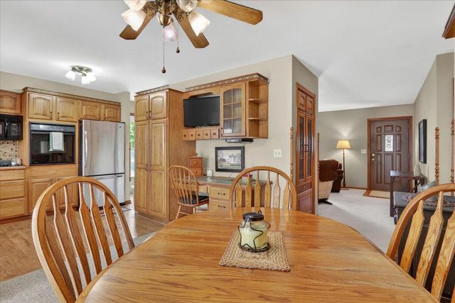 2215 S GRANT Avenue, Janesville, WI 53546