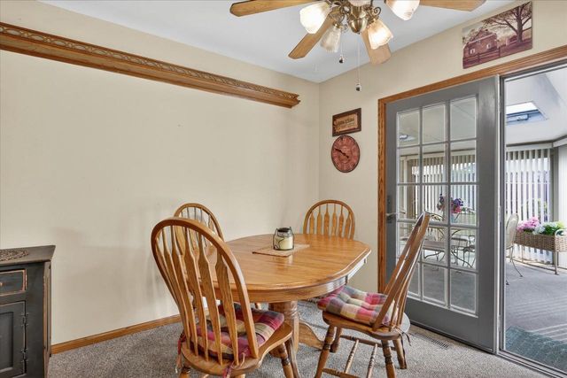 2215 S GRANT Avenue, Janesville, WI 53546