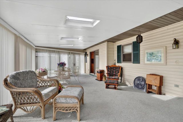 2215 S GRANT Avenue, Janesville, WI 53546