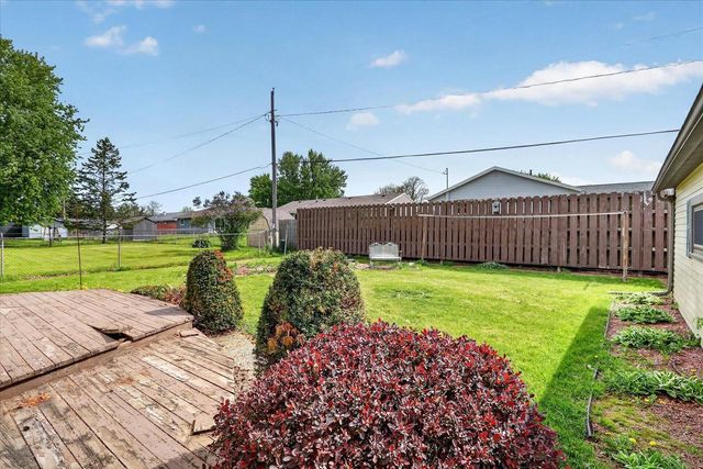 2215 S GRANT Avenue, Janesville, WI 53546