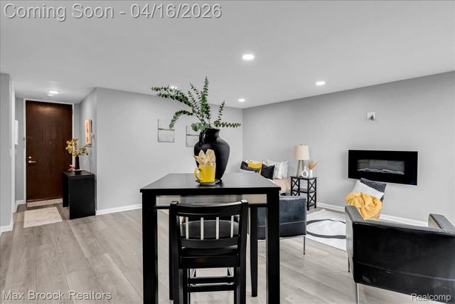 8200 E Jefferson Avenue 1901, Detroit, MI 48214