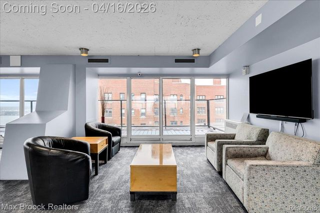 8200 E Jefferson Avenue 1901, Detroit, MI 48214