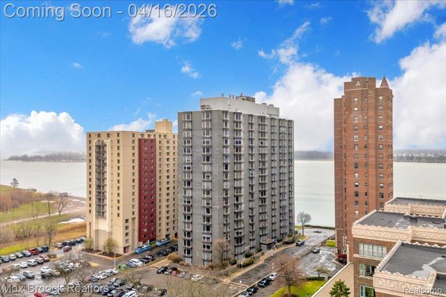 8200 E Jefferson Avenue 1901, Detroit, MI 48214