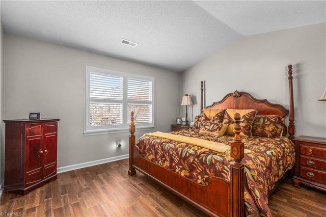 502 Westpark Circle, Winston-salem, NC 27103