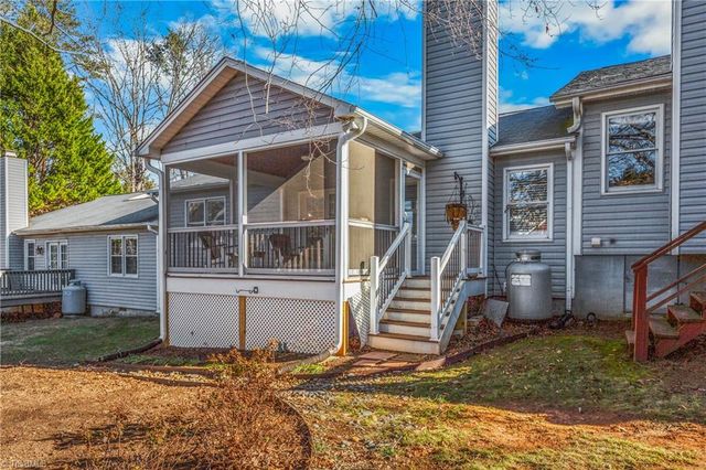 502 Westpark Circle, Winston-salem, NC 27103