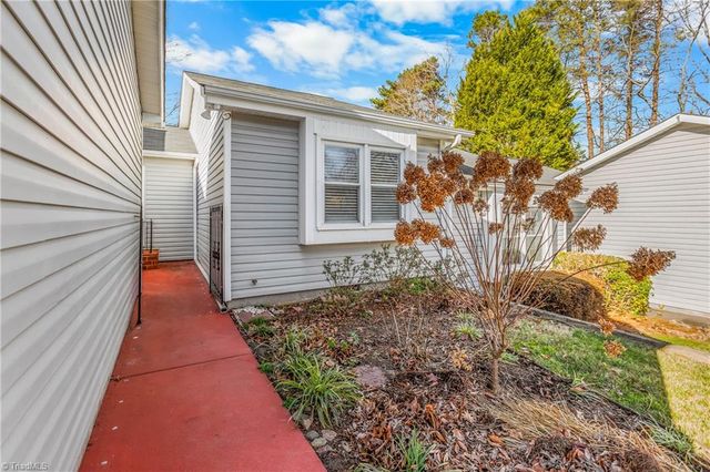502 Westpark Circle, Winston-salem, NC 27103