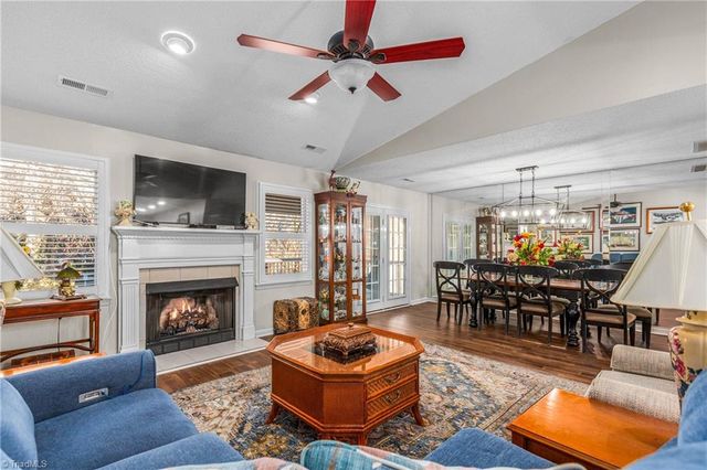 502 Westpark Circle, Winston-salem, NC 27103