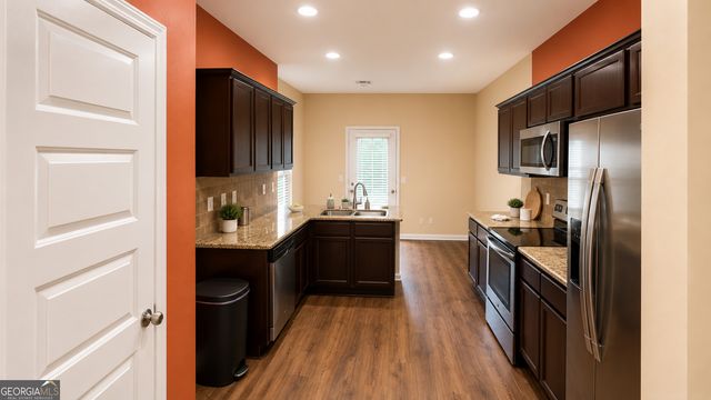 293 Hillcrest Court, Hampton, GA 30228