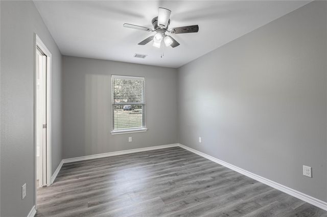 499 Pecan, Onalaska, TX 77360